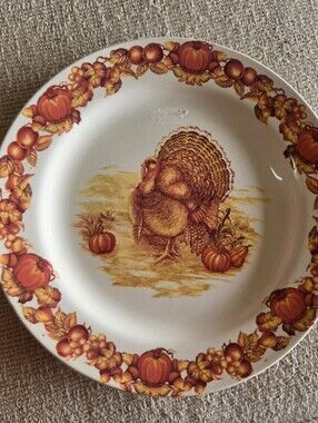 Cracker Barrel Thanksgiving Traditions 9" Salad Plate